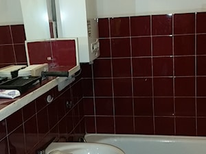 łazienka przed remontem - zdjęcie od poziomka26