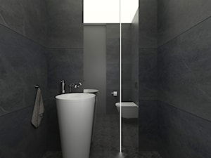 Dom M.13 - Mała na poddaszu bez okna z lustrem łazienka, styl minimalistyczny - zdjęcie od Naszą specjalizacją są wnętrza