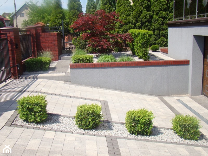 Mały ogród nowoczeny - zdjęcie od Remigiusz Niedźwiedziński - Homebook