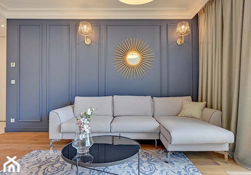 Apartament w Toruniu - Mały niebieski salon, styl glamour - zdjęcie od Domowe Kreatury