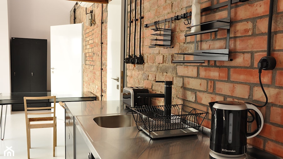 middleloft czarny - Średnia kuchnia, styl industrialny - zdjęcie od ENDE marcin lewandowicz