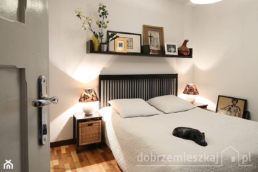 dom pod Poznaniem - Mała szara sypialnia, styl tradycyjny - zdjęcie od ENDE marcin lewandowicz