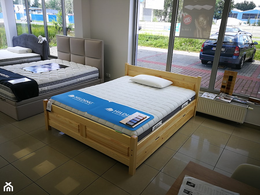 Łóżko Drewniane DREWMAX - zdjęcie od Centrum Sypialni - materace i łóżka