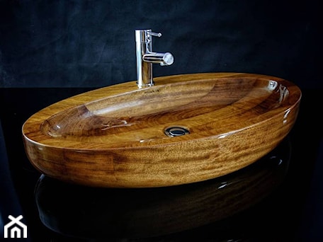 Aranżacje wnętrz - Łazienka: Umywalka z drewna OVAL - Ambivalent Design - umywalki z drewna. Przeglądaj, dodawaj i zapisuj najlepsze zdjęcia, pomysły i inspiracje designerskie. W bazie mamy już prawie milion fotografii!