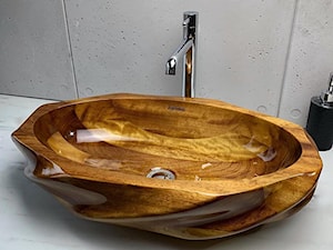 WELES - umywalka z drewna iroko - zdjęcie od Ambivalent Design - umywalki z drewna