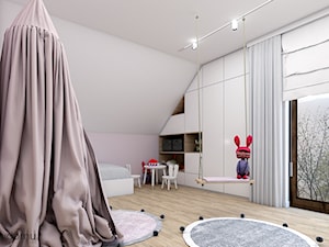 Pokój małej księżniczki - Duży biały pokój dziecka dla dziecka dla chłopca dla dziewczynki, styl skandynawski - zdjęcie od wnetrzewdomu
