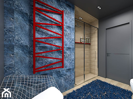 Aranżacje wnętrz - Łazienka: Granatowa łazienka z czerwonym grzejnikiem - wnetrzewdomu. Przeglądaj, dodawaj i zapisuj najlepsze zdjęcia, pomysły i inspiracje designerskie. W bazie mamy już prawie milion fotografii!