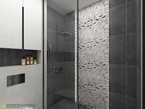 Niewielka łazienka z kabiną prysznicową - zdjęcie od wnetrzewdomu