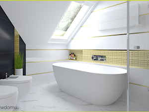 Łazienka - czerń, biel i złoto - Średnia na poddaszu z marmurową podłogą łazienka z oknem, styl glamour - zdjęcie od wnetrzewdomu