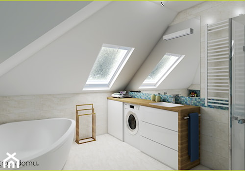 Łazienka z grafiką na szkle - Średnia na poddaszu z pralką / suszarką z lustrem z punktowym oświetleniem łazienka z oknem, styl nowoczesny - zdjęcie od wnetrzewdomu