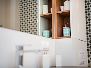 Color Vibes - Mała bez okna z lustrem łazienka, styl nowoczesny - zdjęcie od Grupa Interio
