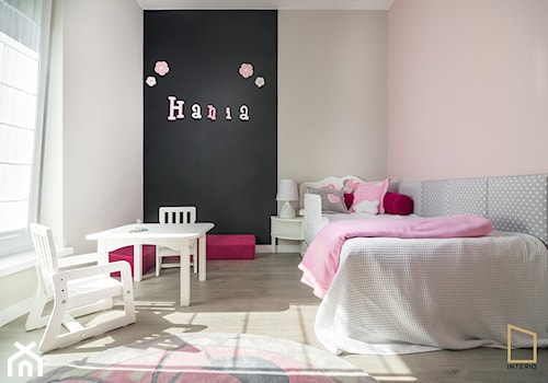 Color Vibes - Średni czarny różowy szary pokój dziecka dla dziecka dla nastolatka dla dziewczynki, styl nowoczesny - zdjęcie od Grupa Interio