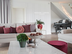 Metamorfoza salonu House Loves dla Miloo Home - Średni biały salon - zdjęcie od miloo-home