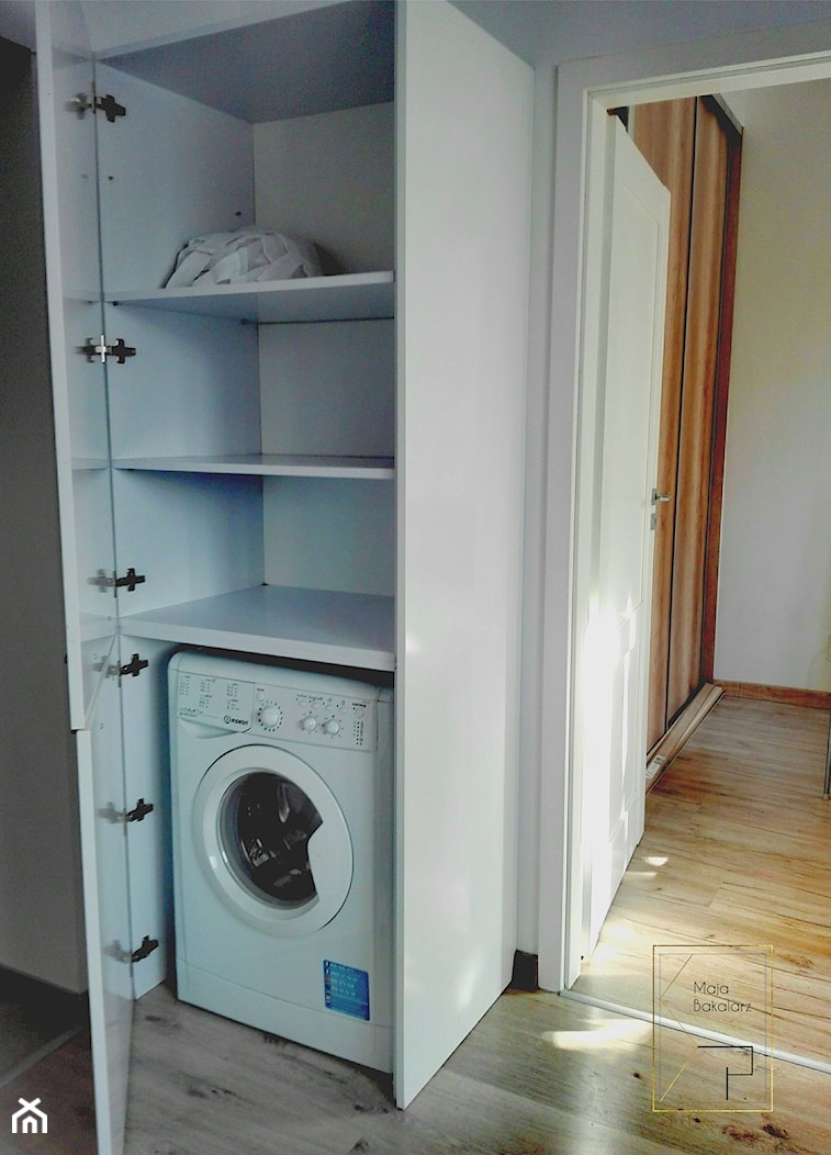 pralka w szafie - zdjęcie od Strefa Projektów Maja Bakalarz - Homebook