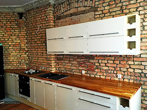 Kuchnia w kamienicy - zdjęcie od Jakubowski-MEBLE