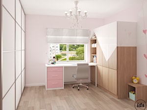 Pokój małej księżniczki - Mały różowy pokój dziecka dla dziecka dla nastolatka dla dziewczynki, styl skandynawski - zdjęcie od IDS projektowanie wnętrz