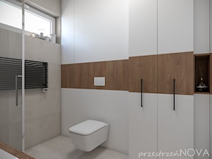 Mała łazienka z prysznicem -beż, biel oraz czarne akcenty - Mała łazienka z oknem, styl skandynawski - zdjęcie od przestrzeńNOVA