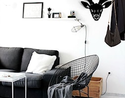 Wieszak ścienny Deer (czarny), Półka ścienna New York (biała) - zdjęcie od KIZO Design • Meble Nowoczesnych Wnętrz! - Homebook
