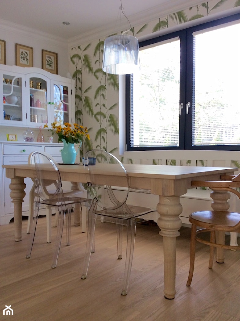 Stół bielony dąb w stylu Glamour - zdjęcie od Producent mebli z litego drewna dębowego, bukowego - Homebook