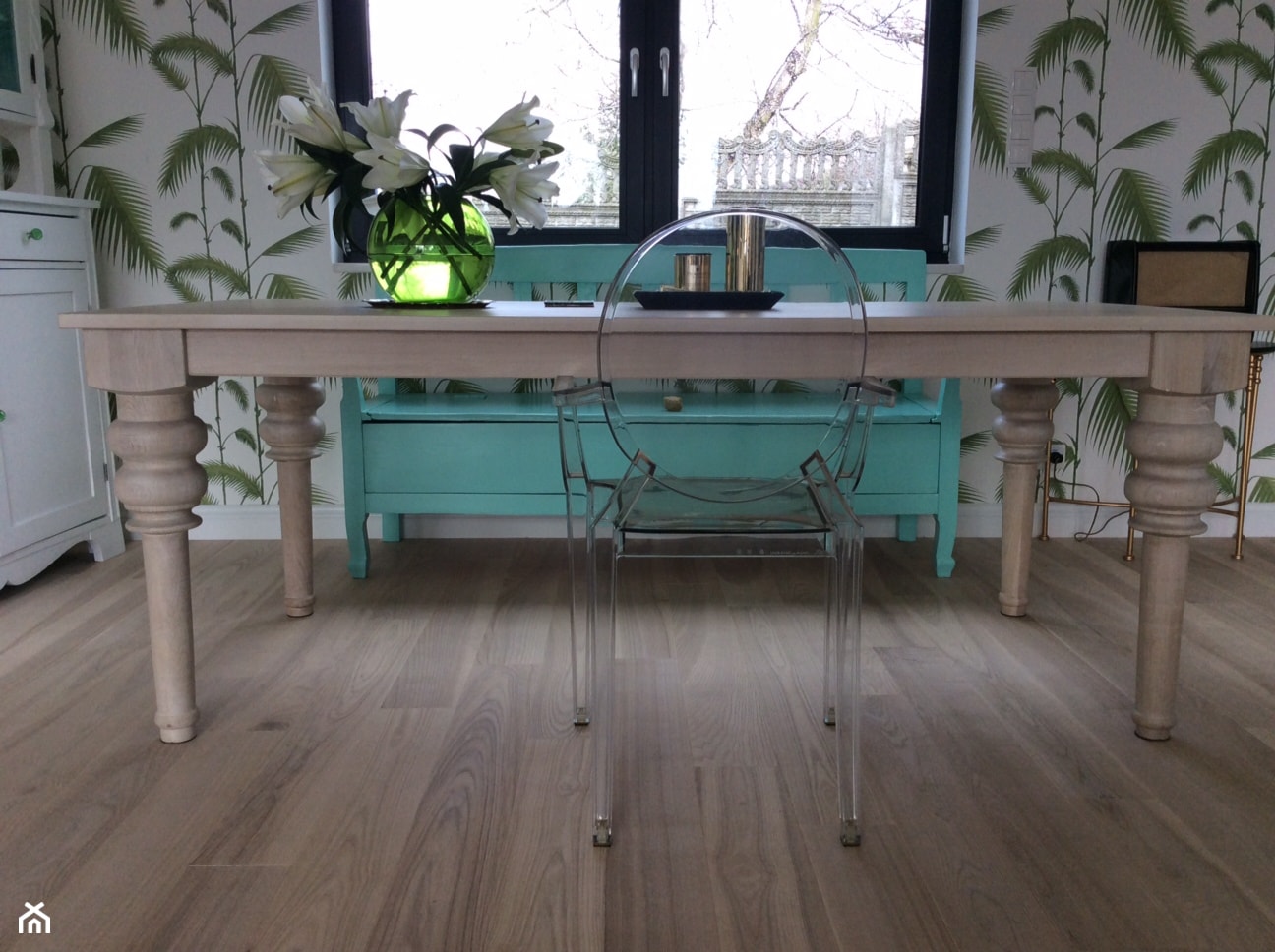 Stół drewniany w stylu glamour - zdjęcie od Producent mebli z litego drewna dębowego, bukowego - Homebook