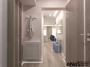 Projekt parteru domu w Brzezinie - Mały z wieszakiem biały różowy hol / przedpokój, styl nowoczesny - zdjęcie od Enes Studio Projektowanie wnętrz & meble