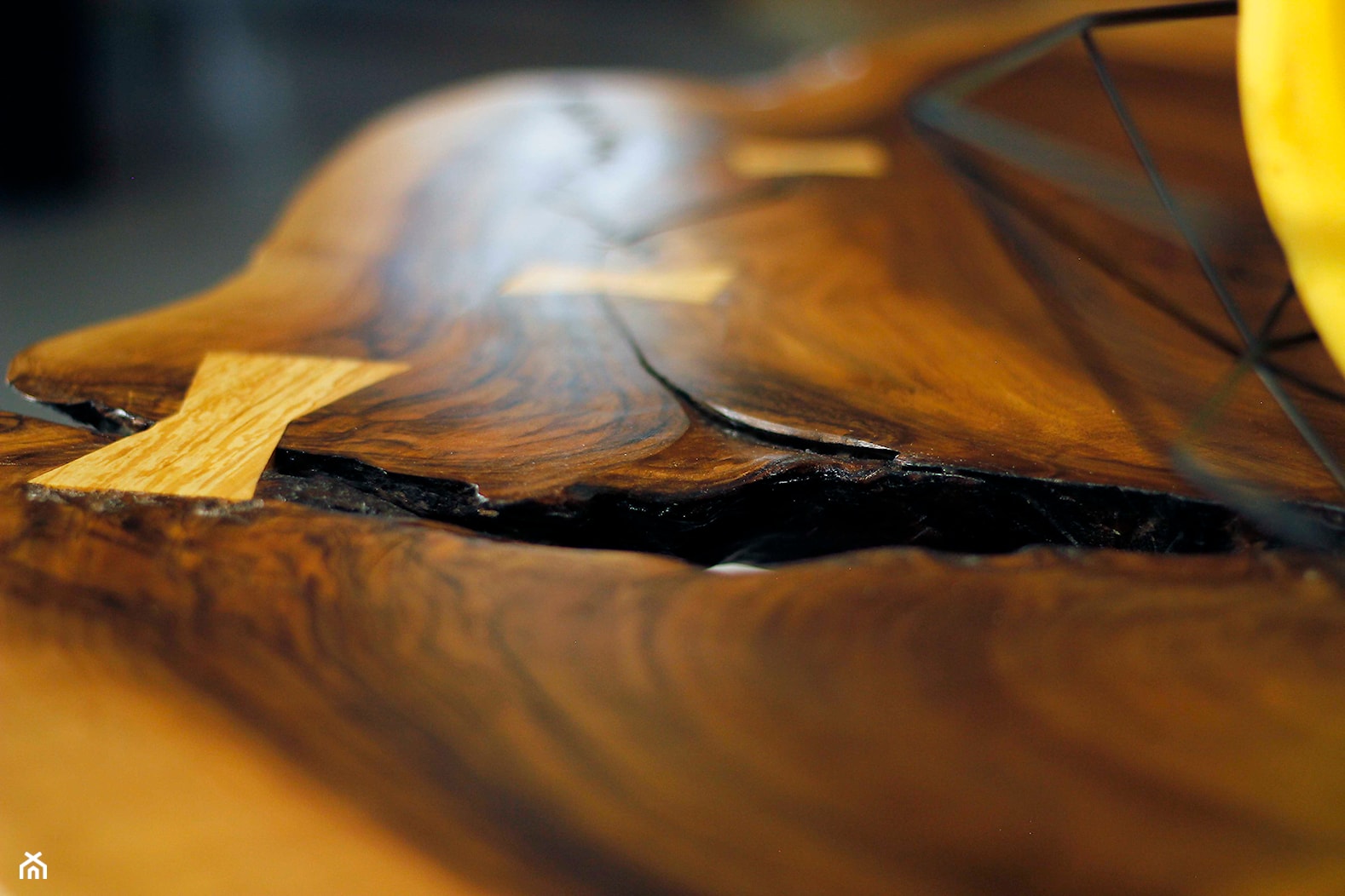 Butterfly - stolik kawowy - zdjęcie od OOROC - Homebook