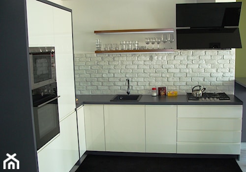 aneks kuchenny - Kuchnia, styl minimalistyczny - zdjęcie od Mebel Projekt