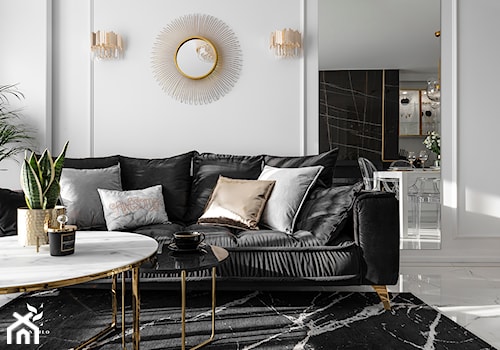 Nowoczesny salon z kuchnią w klimacie glamour - Średni biały czarny salon z jadalnią, styl glamour - zdjęcie od FANAJŁO Home Design Decor