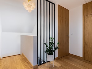 Projekt domu 120m2 w Wieliczce - Hol / przedpokój, styl nowoczesny - zdjęcie od INNers - architektura wnętrza