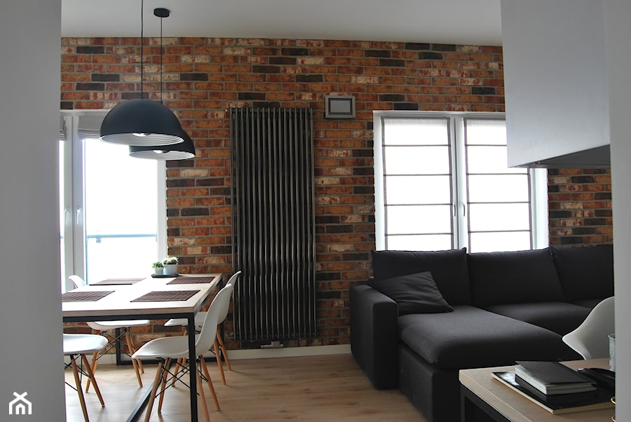 Mieszkanie w stylu loft - Średni biały brązowy salon z jadalnią, styl industrialny - zdjęcie od United Arts