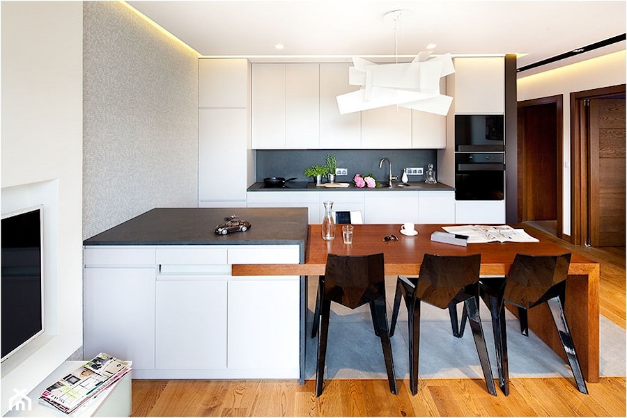 Nowoczesny apartament - Średnia biała jadalnia w kuchni, styl nowoczesny - zdjęcie od Architekt wnętrz Maria Jachalska