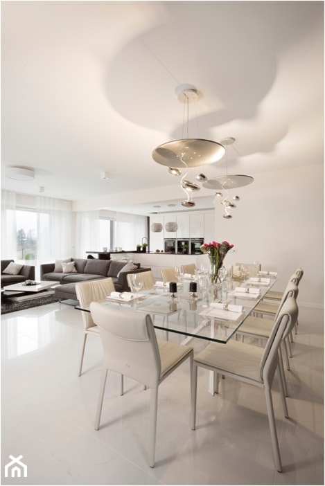Dom na wysoki połysk - Duża szara jadalnia w salonie, styl nowoczesny - zdjęcie od Architekt wnętrz Maria Jachalska - Homebook