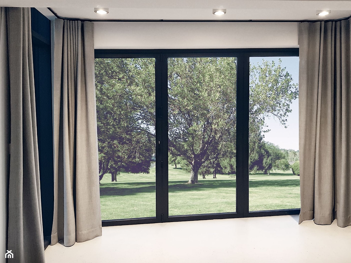 Nasze realizacje - Mały niebieski szary salon, styl minimalistyczny - zdjęcie od Wnętrza i ogrody - Homebook