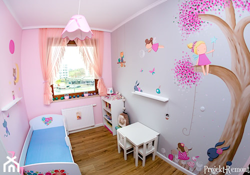 Projekt Lawendowe wzgórza - Średni różowy szary pokój dziecka dla dziecka dla dziewczynki, styl nowoczesny - zdjęcie od Projekt-remont.pl Maciej Sitarz