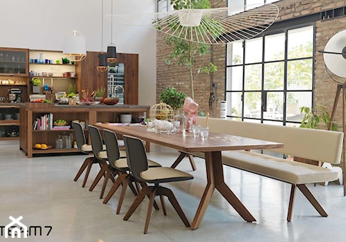 Targi Wnętrz i Designu MOOD CONCEPT - Duża biała jadalnia w kuchni - zdjęcie od Mood Concept - wnętrza i design