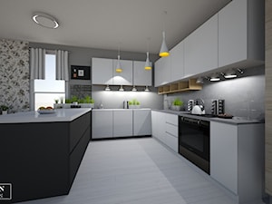 kitchen - Duża otwarta szara z zabudowaną lodówką kuchnia w kształcie litery u z oknem, styl skandynawski - zdjęcie od augustyndesign