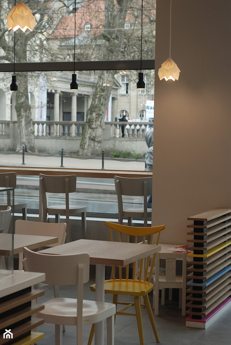 Kawiarnia w Poznaniu - Wnętrza publiczne, styl nowoczesny - zdjęcie od DEMBOWSKA / JAGIEŁŁO studio architektury