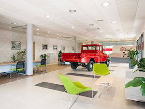 Biuro motoryzacyjne - Wnętrza publiczne, styl nowoczesny - zdjęcie od DEMBOWSKA / JAGIEŁŁO studio architektury