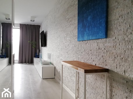 Aranżacje wnętrz - Hol / Przedpokój: Apartament w Wiśle - Hol / przedpokój, styl nowoczesny - Aleksandra Ciurkot architektura wnętrz. Przeglądaj, dodawaj i zapisuj najlepsze zdjęcia, pomysły i inspiracje designerskie. W bazie mamy już prawie milion fotografii!