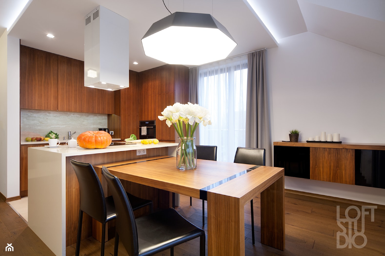 Apartament z antresolą. - zdjęcie od Loftstudio - Homebook