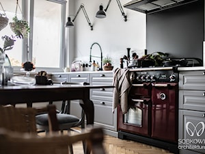 Stylowa kuchnia i jadalnia - zdjęcie od Sobkowiak Architektura