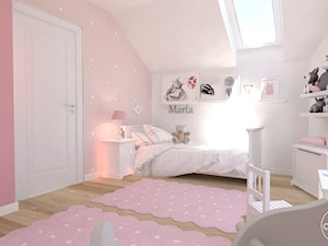 Przebudowa 10 letniego domu - Średni różowy szary pokój dziecka dla dziecka dla dziewczynki, styl tradycyjny - zdjęcie od ALMINAS WNĘTRZA