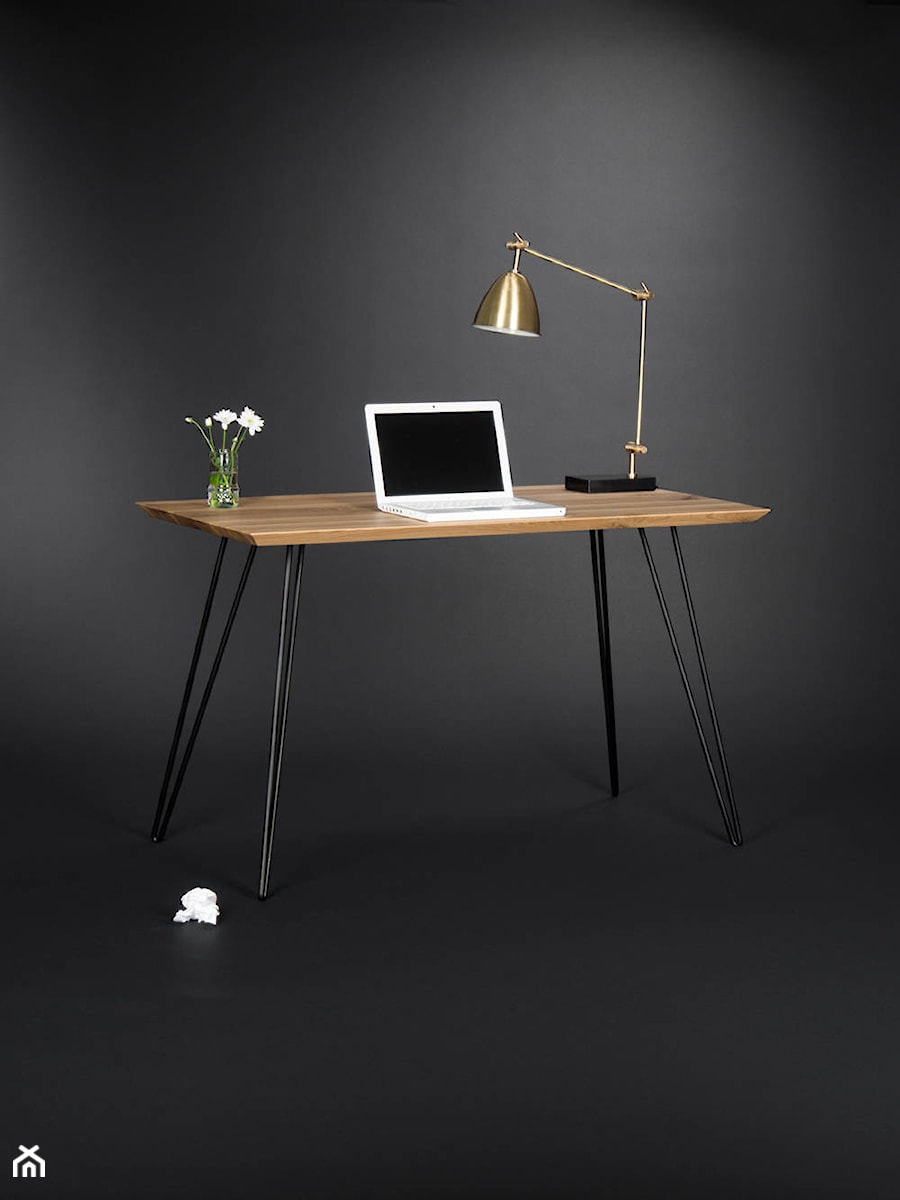 Biurko/stół w stylu industrialnym, stalowe nogi - zdjęcie od Mo Woodwork