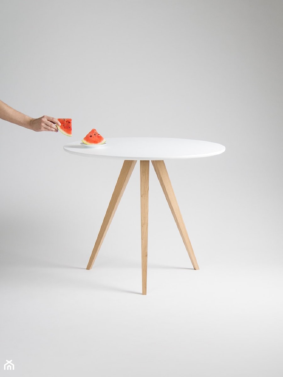 Biały, okrągły stół kuchenny, trzy nogi ø100 - zdjęcie od Mo Woodwork