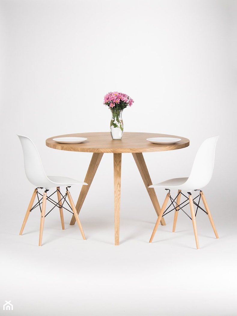 Okrągły stół dębowy w stylu skandynawskim - zdjęcie od Mo Woodwork - Homebook