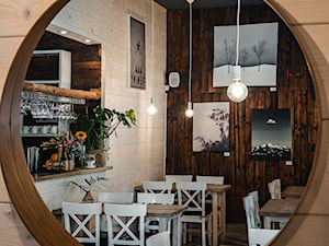 Fotografia restauracji - Bistro Kotońka w Szczawnicy - Wnętrza publiczne, styl skandynawski - zdjęcie od Andrzej Gruszka ArchitektKadru.pl