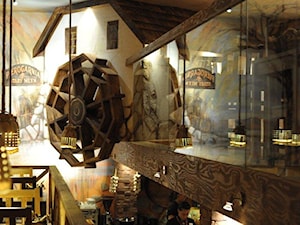 Restauracja w Poznaniu jeszcze pod nazwą Pierogarnia Stary Młyn - zdjęcie od ACREATIVA Architektura wnętrz
