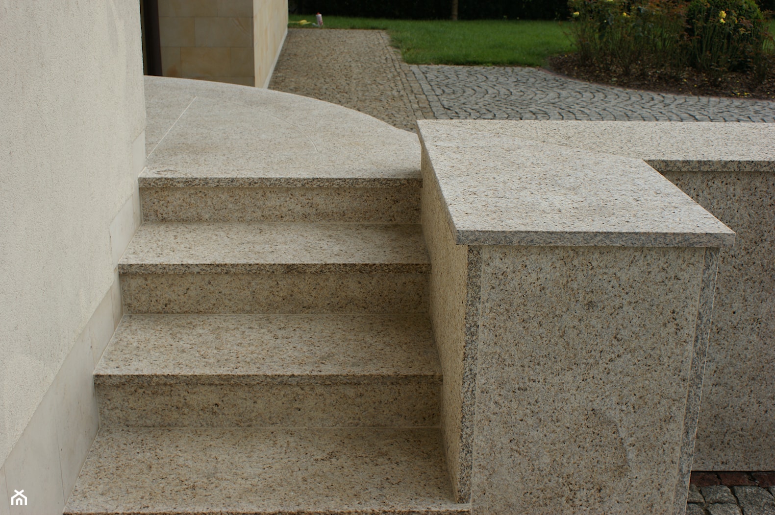 Schody z granitu - zdjęcie od Stucco kamieniarstwo budowlana - Homebook