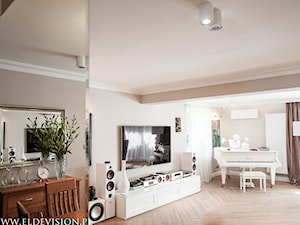 Rozbudowa domu - Mały biały salon, styl nowoczesny - zdjęcie od eldevision
