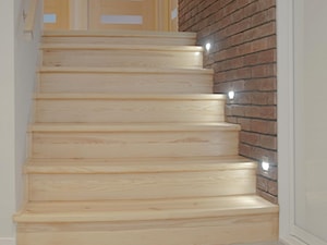 Realizacja domu jednorodzinnego - Schody, styl nowoczesny - zdjęcie od Projektowanie wnętrz Karolina Rożek